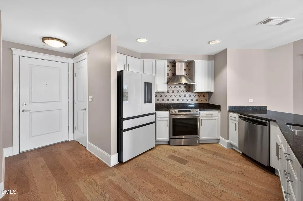 222 Glenwood Avenue Raleigh NC 27603
