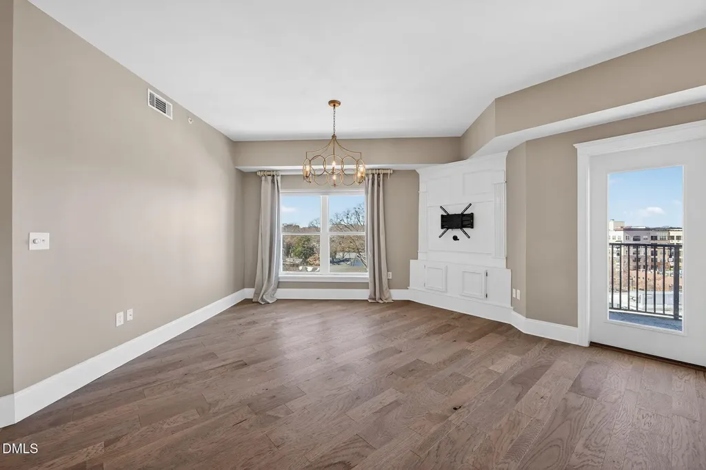222 Glenwood Avenue Raleigh NC 27603