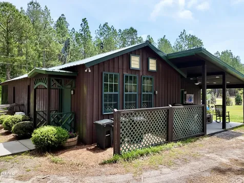 768 Bethesda Church Road Fairmont NC 28340