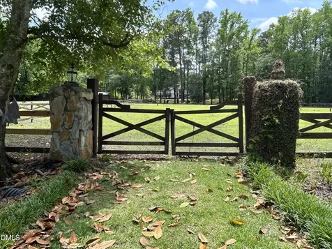 768 Bethesda Church Road Fairmont NC 28340