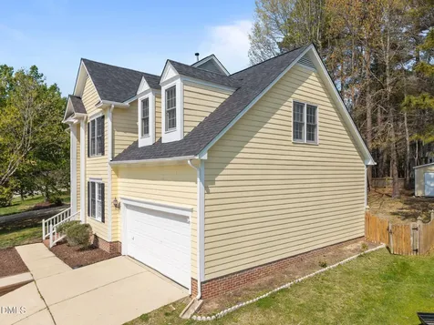 9308 Leslieshire Drive Raleigh NC 27615