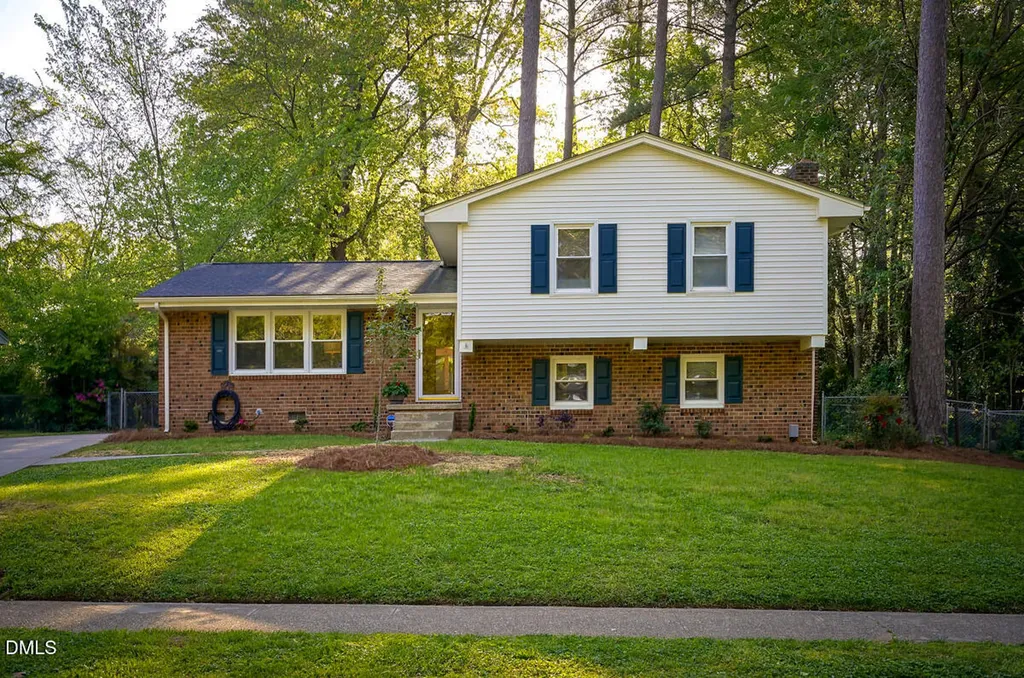 3418 Huntleigh Drive Raleigh NC 27604