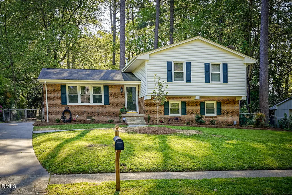 3418 Huntleigh Drive Raleigh NC 27604