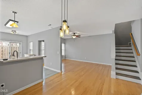 6527 Rossford Lane Durham NC 27713