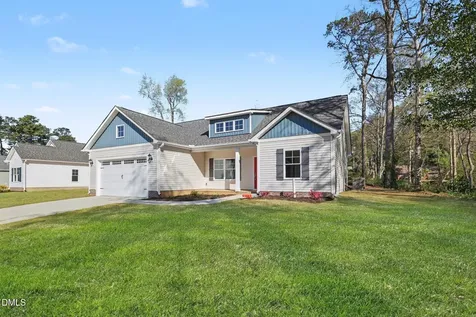 1707 Elizabeth Drive Kinston NC 28504