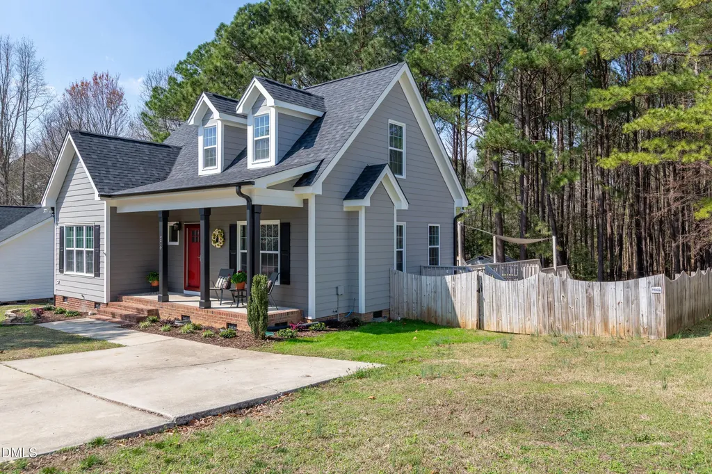 276 Groundsel Place Clayton NC 27527
