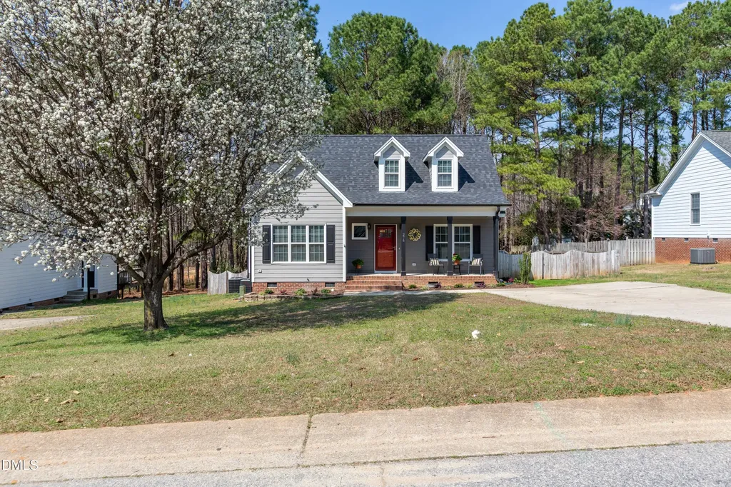 276 Groundsel Place Clayton NC 27527