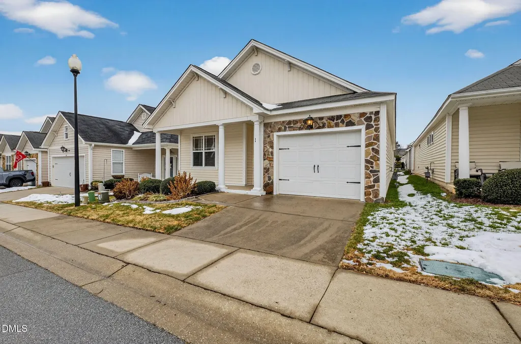 54 Denby Circle Clayton NC 27527