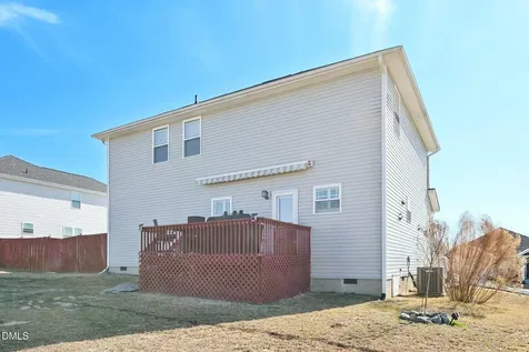 78 Bushel Basket Drive Benson NC 27504