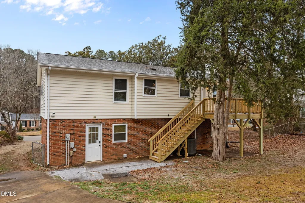 206 November Street Garner NC 27529