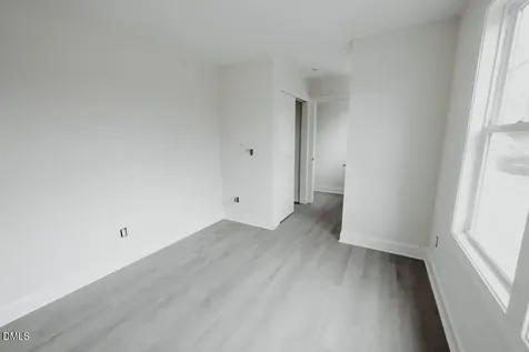 305 E Perry Avenue Wake Forest NC 27587