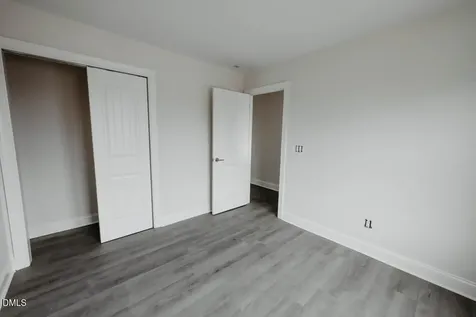 305 E Perry Avenue Wake Forest NC 27587