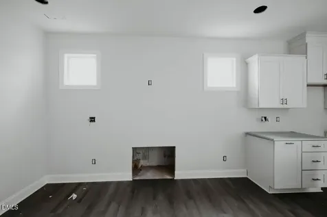 305 E Perry Avenue Wake Forest NC 27587