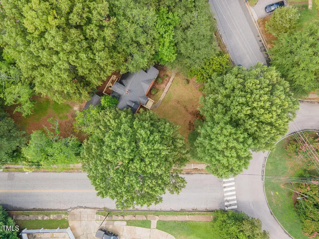 301 N King Charles Road Raleigh NC 27610