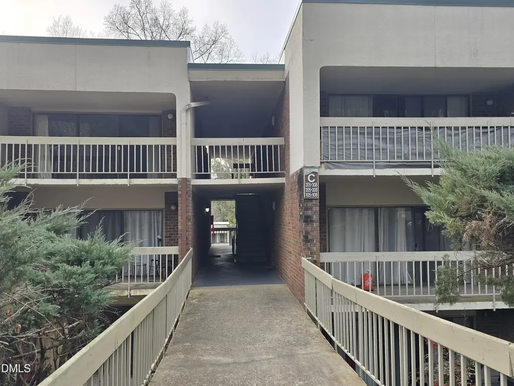 500 Umstead Drive Chapel Hill NC 27516