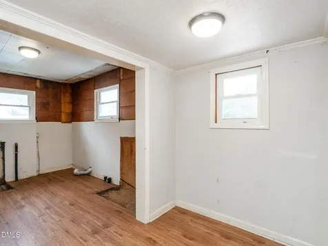 608 Oak Street Burlington NC 27215