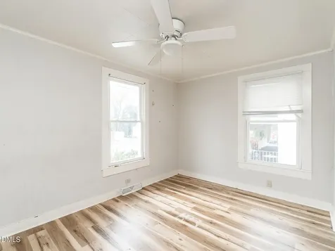 608 Oak Street Burlington NC 27215