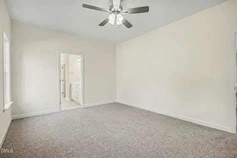 1711 Elizabeth Drive Kinston NC 28504