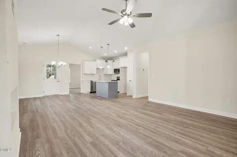 1711 Elizabeth Drive Kinston NC 28504