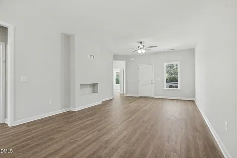 1709 Elizabeth Drive Kinston NC 28504