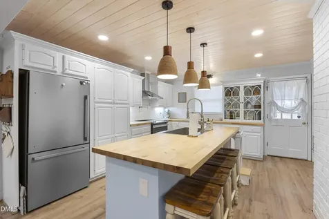 1023 Devonshire Trail Aberdeen NC 28315