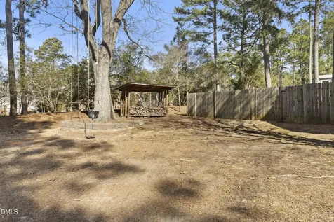 1023 Devonshire Trail Aberdeen NC 28315