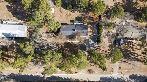 1023 Devonshire Trail Aberdeen NC 28315