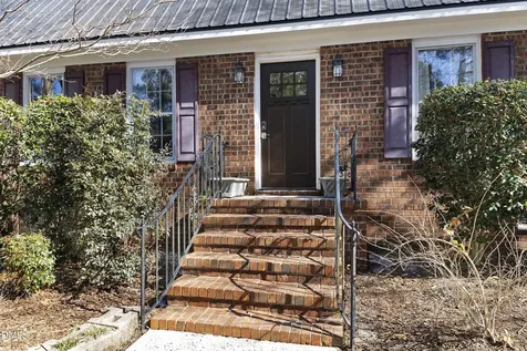 1023 Devonshire Trail Aberdeen NC 28315