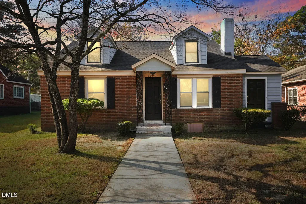 1905 Harris Street Fayetteville NC 28301