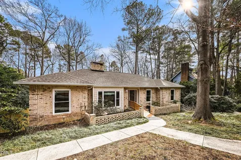 2477 Foxwood Drive Chapel Hill NC 27514
