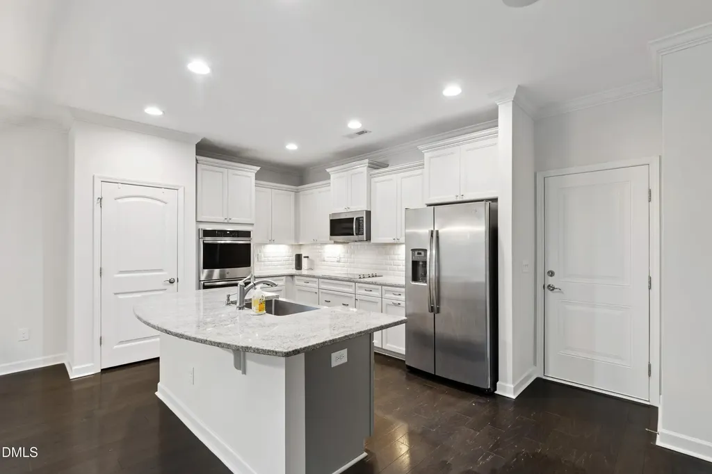 8121 Fieldcrest Lane Fuquay Varina NC 27526