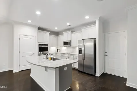 8121 Fieldcrest Lane Fuquay Varina NC 27526