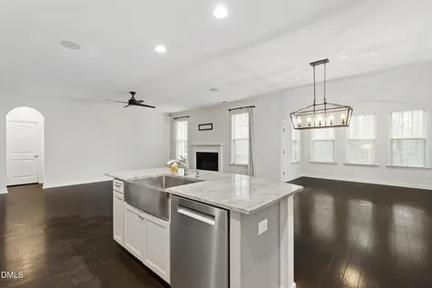 8121 Fieldcrest Lane Fuquay Varina NC 27526