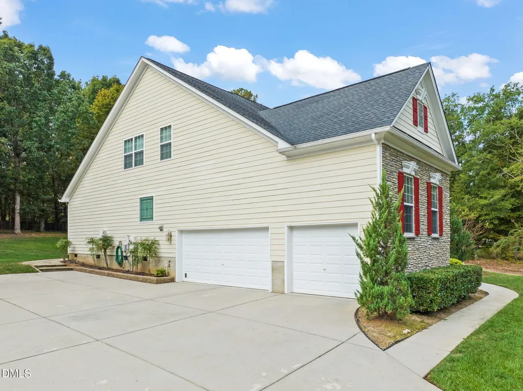 1009 Hidden River Court Raleigh NC 27614