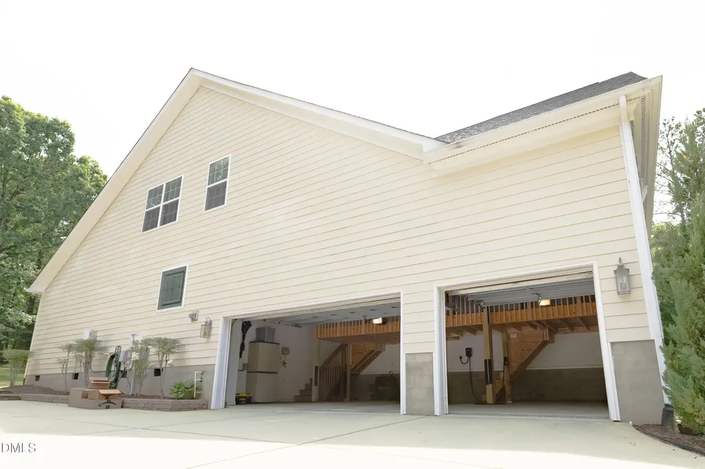 1009 Hidden River Court Raleigh NC 27614