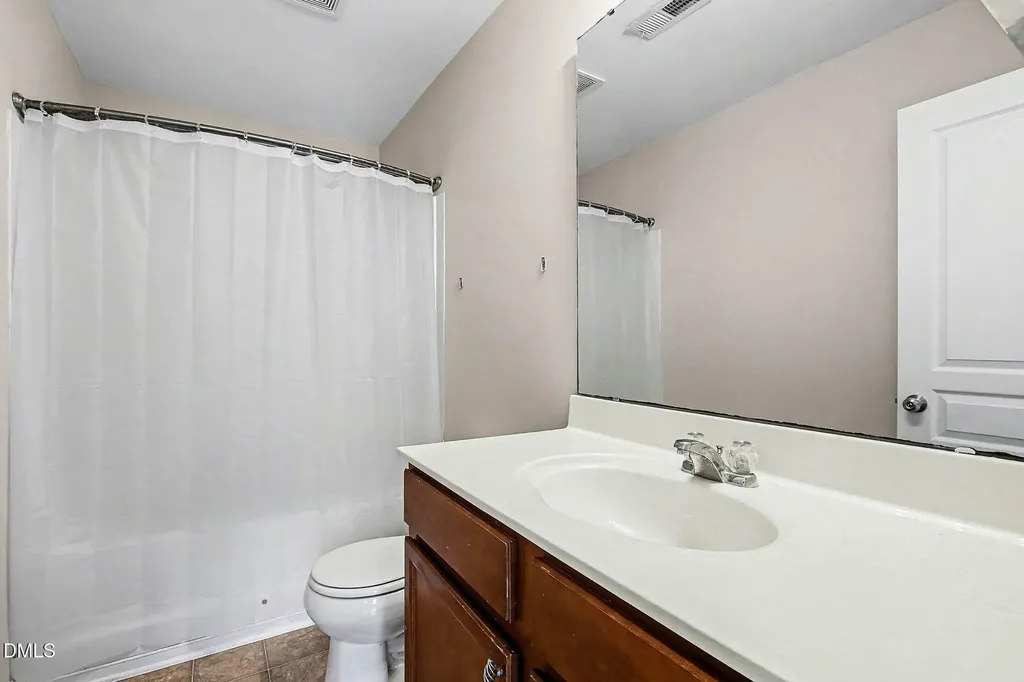 2905 Berkeley Springs Raleigh NC 27616