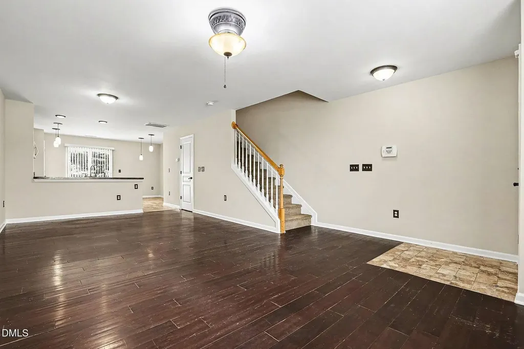 2905 Berkeley Springs Raleigh NC 27616