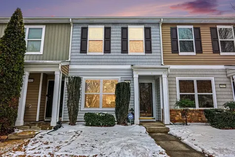 2905 Berkeley Springs Raleigh NC 27616