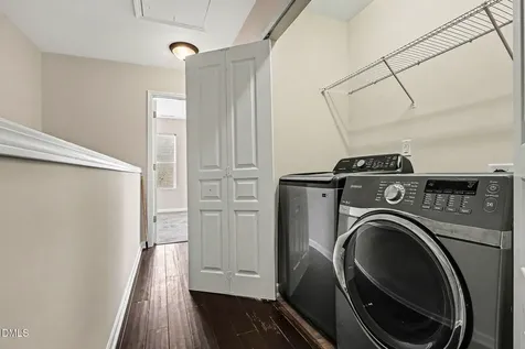 2905 Berkeley Springs Raleigh NC 27616