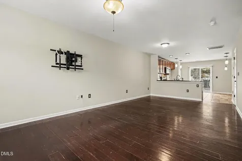 2905 Berkeley Springs Raleigh NC 27616