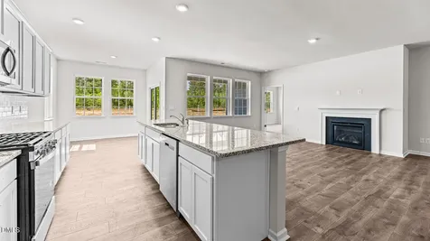 1445 Carisbrooke Drive Mebane NC 27302