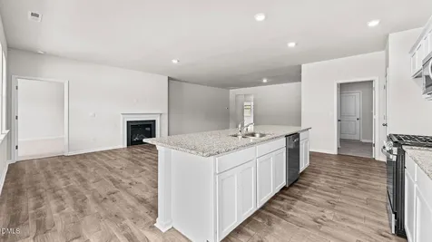 1445 Carisbrooke Drive Mebane NC 27302