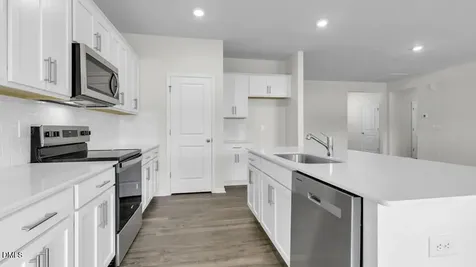 3086 Platinum Circle West End NC 27376