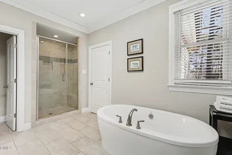 8824 Wildwood Links Raleigh NC 27613