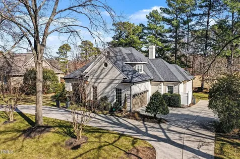 8824 Wildwood Links Raleigh NC 27613