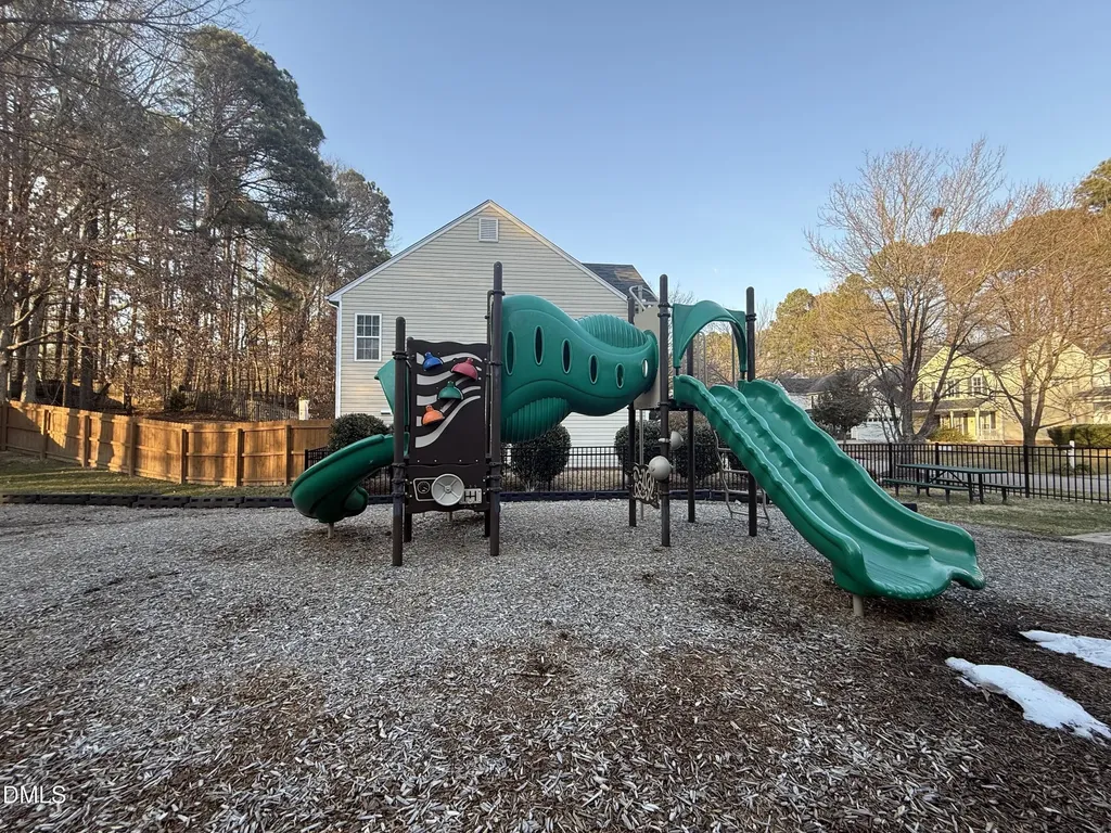 229 Commons Drive Holly Springs NC 27540