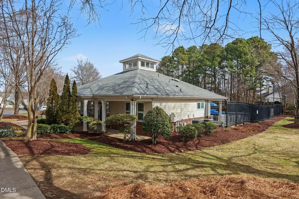 229 Commons Drive Holly Springs NC 27540