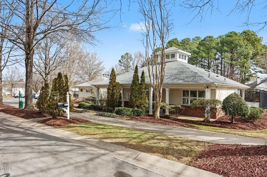 229 Commons Drive Holly Springs NC 27540