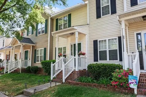 229 Commons Drive Holly Springs NC 27540
