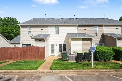 229 Commons Drive Holly Springs NC 27540
